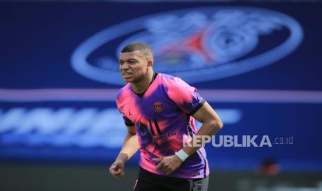  Penyerang Paris Saint-Germain Kylian Mbappe