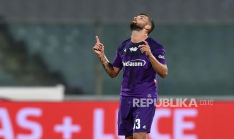 Patrick Cutrone saat berseragam Fiorentina.