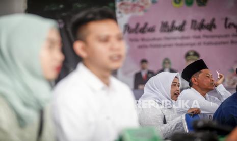 Nikah harus dilakukan dengan pasangan yang menganut agama yang sama.