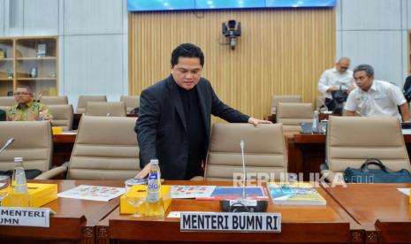 Menteri BUMN Erick Thohir saat menghadiri rapat kerja bersama Komisi VI DPR RI.