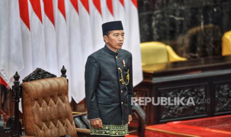 Presiden Joko Widodo saat menghadiri Sidang Tahunan MPR dan Sidang Bersama DPR - DPD Tahun 2024 di Gedung Nusantara, Kompleks Parlemen, Senayan, Jakarta, Jumat (16/8/2024).