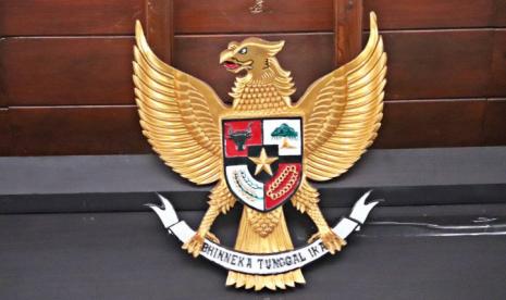 Garuda bird, the symbol of the Indonesian state which is located in the Sipanji Hall, Purwokerto (Unsplash/Mufid Majnun)