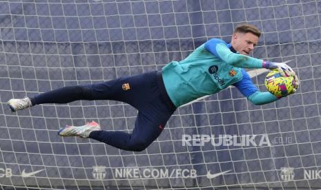 Kiper FC Barcelona Marc-Andre Ter Stegen.