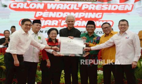 Suasana pengumuman calon Wakil Presiden Pendamping Ganjar Pranowo di Kantor DPP PDIP, Jakarta, Rabu (18/10/2023).