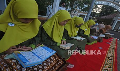 Pesantren Ramadhan Tingkat SD dan SMP Dimulai di Kota Padang (ilustrasi).