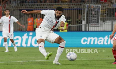 Gelandang AC Milan Ruben Loftus-Cheek. 