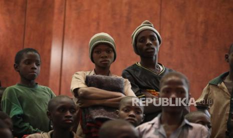 Nigeria Selamatkan 187 Sandera dari Penculik. Siswa Nigeria korban penculikan.