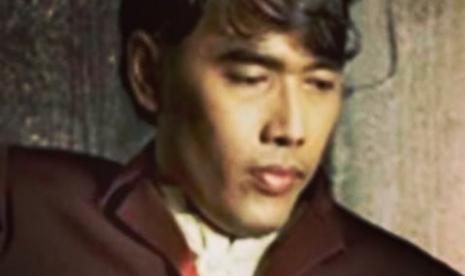 Mantan bassist Dewa 19, Erwin Prasetya: Erwin Prasetya Eks Dewa 19 Meninggal karena Pendarahan Lambung