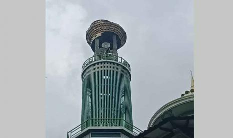 Gempa Malang: Gempa Malang Rumah hingga Kubah Menara Masjid di Pasuruan Runtuh