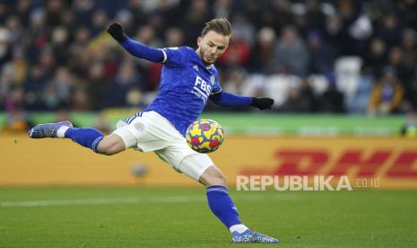 James Maddison dari Leicester City absen dalam sesi latihan Inggris di Al Wakrah Sport Complex, Doha, Kamis (17/11/2022).