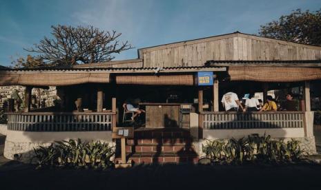 Rekomendasi Kuliner Seafood Enak di Lokasi Sunset Terbaik di Seminyak, Bali