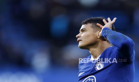 Bek Chelsea, Thiago Silva. Silva mengaku belum dapat memberikan penilaian penuh atas kinerja pelatih Graham Potter bersama the Blues musim ini. 