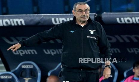 Pelatih  SS Lazio Maurizio Sarri. 