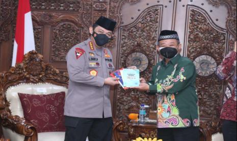 Polisi Sahabat Umat, Usul Muhammadiyah untuk Polri yang Lebih Humanis | Suara Muhammadiyah