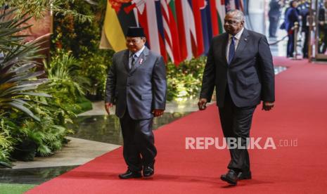 Menhan RI Prabowo Subianto mendampingi Menhan Amerika Defense Lloyd Austin. 