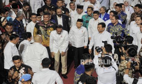 Presiden Jokowi, Wakil Presiden Maruf Amin, dan Prabowo Subianto menghadiri penutupan Rapimnas Partai Gerindra di kompleks Stadion Utama Gelora Bung Karno, Jakarta, Sabtu (31/8/2024).