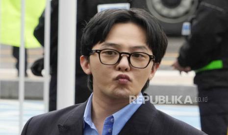 Penyanyi G-Dragon dikonfirmasi akan segera kembali berkarya pada tahun ini.