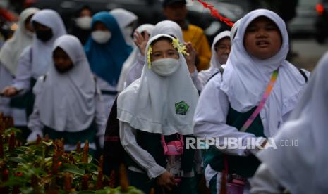 Ilustrasi pawai sambut maulid Nabi Muhammad.