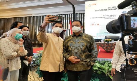 Kunjungi Jatim, Anies Berbagi Resep Pemulihan Ekonomi Saat Pandemi