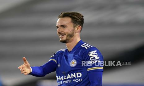  Gelandang Leicester City, James Maddison.