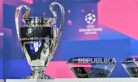 trofi Liga Champions 