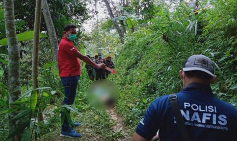 Kakek di Pasuruan Tewas Dekat Kebun, Diduga Korban Pembunuhan