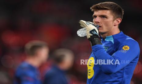  Penjaga gawang Inggris dan Newcastle United Nick Pope. 