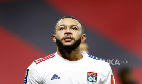 Memphis Depay dari Olympique Lyon