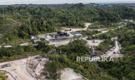 Foto udara Stasiun Pengumpul Juwata di Juata Kelikir, Tarakan, Kalimantan Utara, Kamis (20/10/2022). PT Pertamina Hulu Indonesia Regional 3 Zona 10 Tarakan Field saat ini mampu memproduksi minyak 1.920 barrel per hari (BPOD) dan mampu memproduksi gas mencapai 2,2 juta kaki kubik per hari (MMscfd) diharapkan mampu memenuhi target SKK Migas untuk produksi minyak 1 juta barrel per hari pada tahun 2030. 