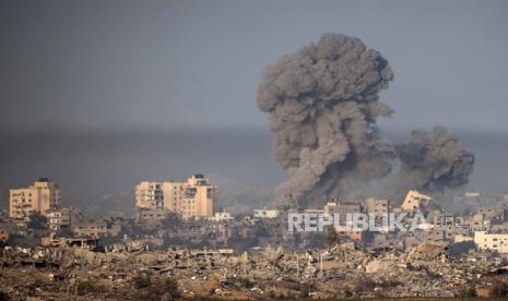 Sebanyak 30 orang tewas dan 100 lainnya mengalami luka-luka dalam serangan udara Israel terhadap sekolah yang dikelola PBB 