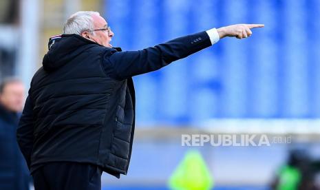 Pelatih kepala Sampdoria Claudio Ranieri bereaksi selama pertandingan sepak bola Serie A Italia UC Sampdoria vs Atalanta Bergamasca Calcio di stadion Luigi Ferraris di Genoa, Italia, 28 Februari 2021.