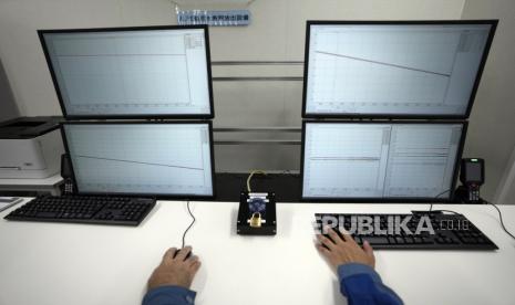 Jepang mengatakan tes menunjukkan radioaktif di air di dekat PLTN Fukushima tidak naik.