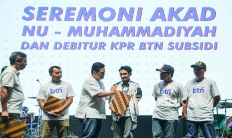 Suasana HUT ke-74 BTN dan peluncuran logo baru BTN di Indonesia Arena, Gelora Bung Karno (GBK), Jakarta, Ahad (3/3/2024).