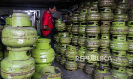 Pertamina Patra Niaga Jatimbalinus menggelontorkan sebanyak 2.990.480 tabung LPG 3 kg bersubsidi, (ilustrasi)