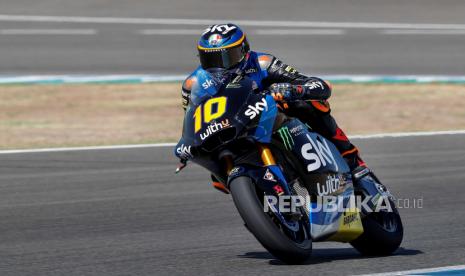  Pembalap Moto2 Italia Luca Marini, SKY Racing Team VR46, beraksi saat sesi pelatihan gratis untuk Grand Prix sepeda motor Andalusia diadakan di sirkuit Jerez-Angel Nieto di Jerez de la Frontera, Spanyol, 24 Juli 2020. Grand Prix Andalusia akan menjadi diadakan 26 Juli 2020 mendatang.