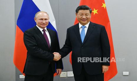 Presiden China Xi Jinping dan Presiden Rusia Vladimir Putin dijadwalkan mengadakan pertemuan tingkat tinggi secara virtual pada Rabu (15/12). Ilustrasi.