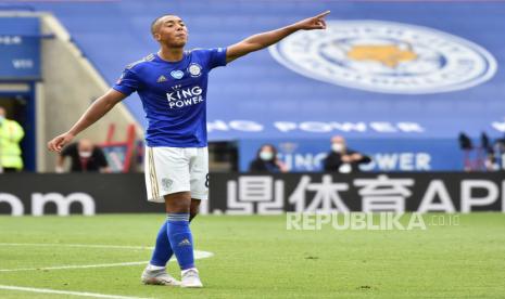 Gelandang serang Leicester City, Youri Tielemans.