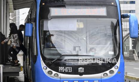 PT Transportasi Jakarta (Transjakarta) memastikan tetap beroperasi saat Idulfitri 1442 Hijriah, Kamis (13/5) hari ini. 