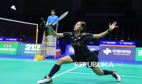 Pebulu tangkis tunggal putri Indonesia Putri Kusuma Wardani bertanding pada Kejuaraan Bulu Tangkis Beregu Campuran Asia 2025 di Qingdao Conson Gymnasium, China, Selasa (11/2/2025).