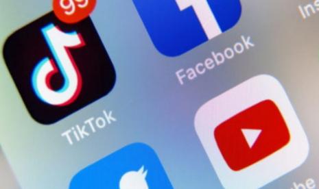 Cara Menampilkan Ikon YouTube di Profil TikTok