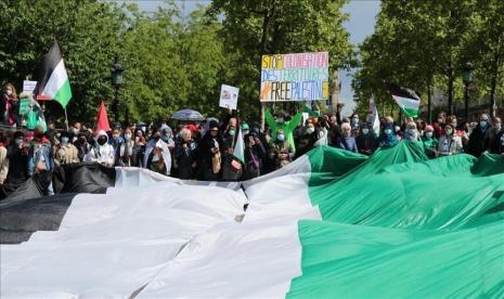 LSM, termasuk asosiasi anti-rasisme, kelompok-kelompok anti-Zionis Yahudi berkumpul di Paris - Anadolu Agency