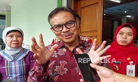 Kepala Badan Kependudukan dan Keluarga Berencana Nasional (BKKBN) RI, Dr (HC) dr Hasto Wardoyo berbicara tentang Indonesia Emas 2045.