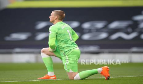 Kiper Everton Jordan Pickford.