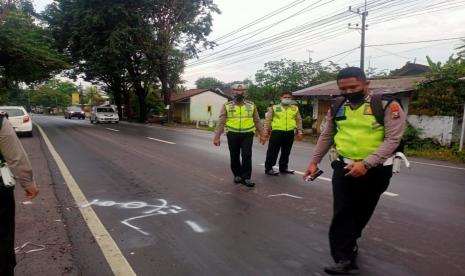 Honda Vario Tabrak Truk di Purwosari Pasuruan, 2 Orang Tewas