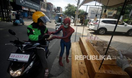 Pemkab Sleman Imbau Donatur tak Bagi Bantuan di Jalan.