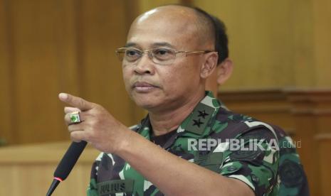 Kepala Pusat Penerangan (Kapuspen) TNI, Laksamana Muda (Laksda) Julius Widjojono.