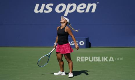 Yulia Putintseva. Petenis putri asal Kazakhstan Yulia Putintseva mengeluh tidak bisa beristirahat dengan nyaman di hotel tempatnya menjalani isolasi mandiri jelang Australian Open karena ada tikus yang berkeliaran di dalam kamarnya.