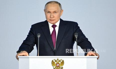 Russian President Vladimir Putin gives his annual state of the nation address in Moscow, Russia, Tuesday, Feb. 21, 2023. 