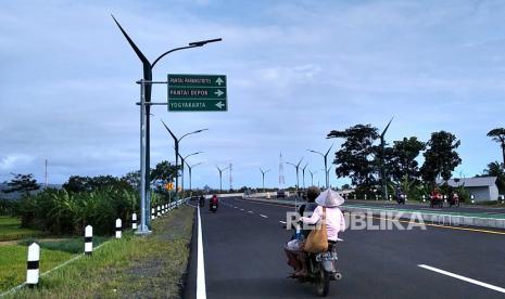 Jembatan Kretek II Bantul, DI Yogyakarta, yang diresmikan Presiden Joko Widodo, Jumat (2/6/2023). 