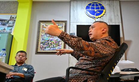 aturan-ojol-dan-taksi-online-masuk-revisi-uu-llaj-target-rampung-2026
